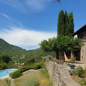 2* Maison d'hôtes Là-haut Maison D'hôtes